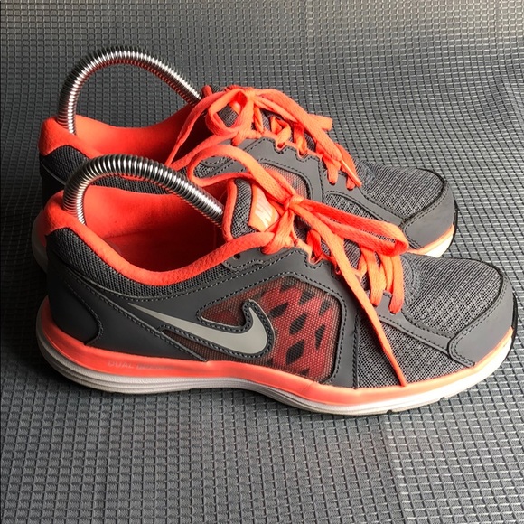 Womens Nike Dual Fusion St3 gray orange athletic exercise sneakers shoes Size 6 - Picture 7 of 7